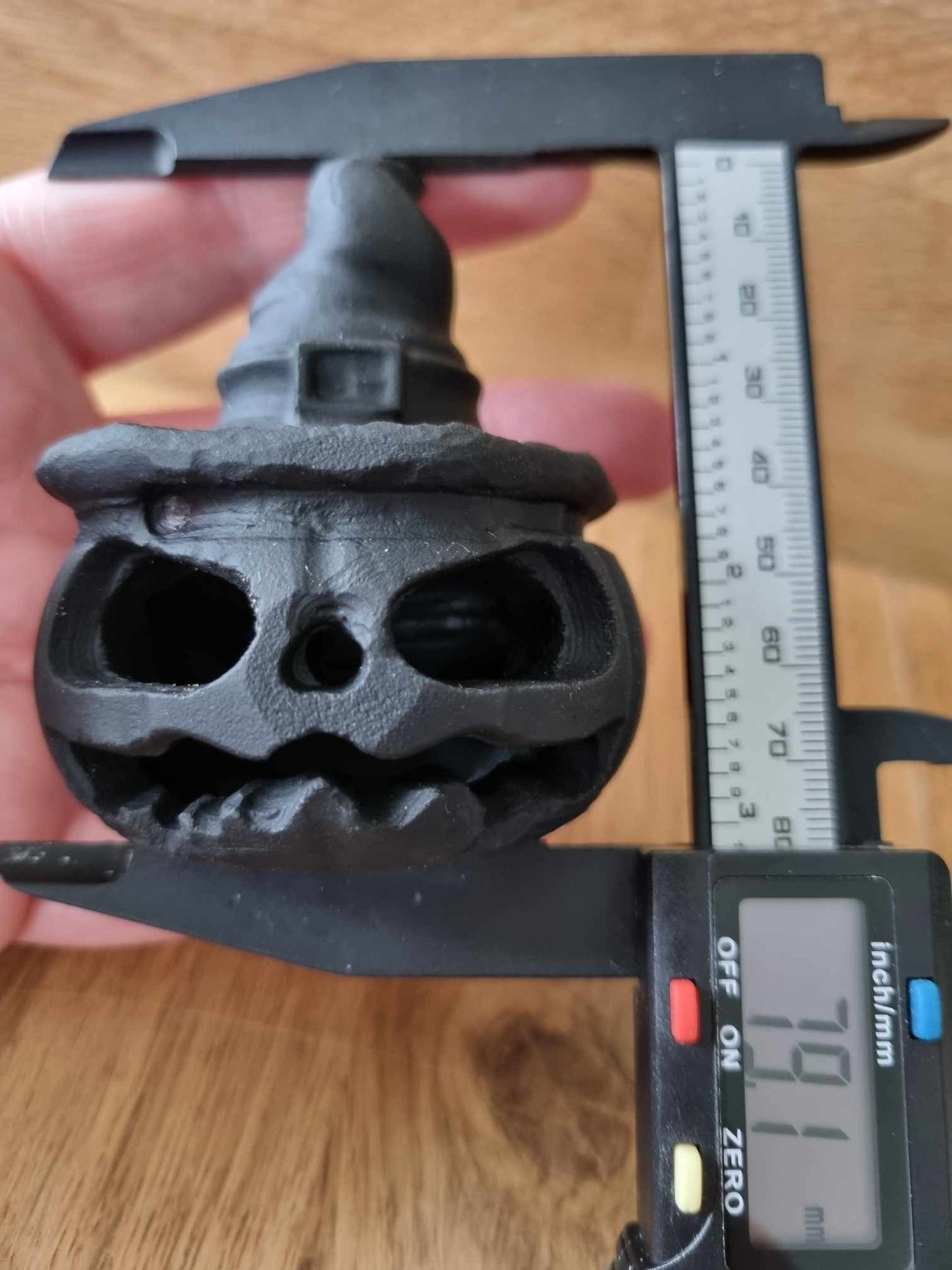 Matte obsidian witch pumpkin