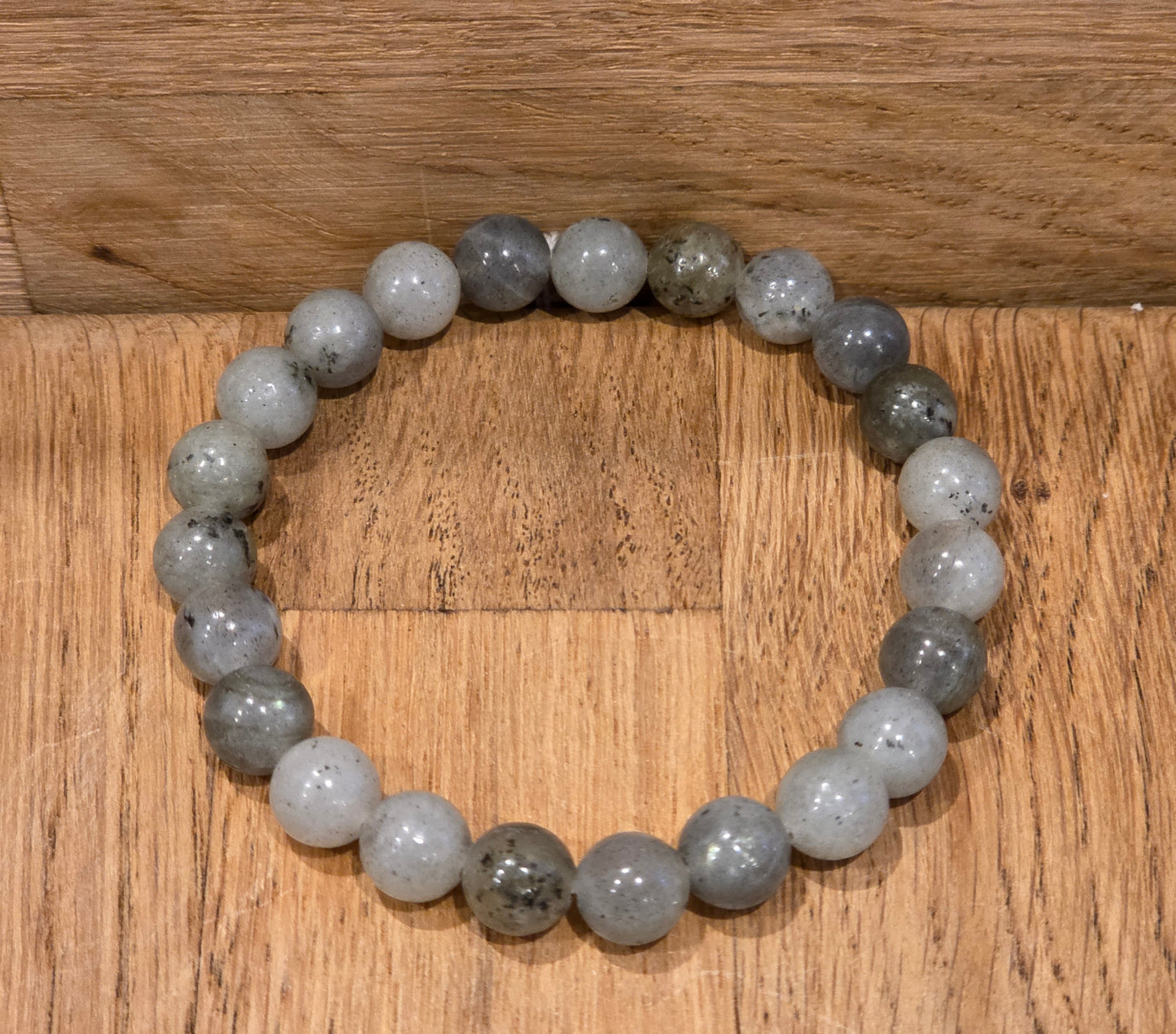 Labradorite 8mm bead bracelet