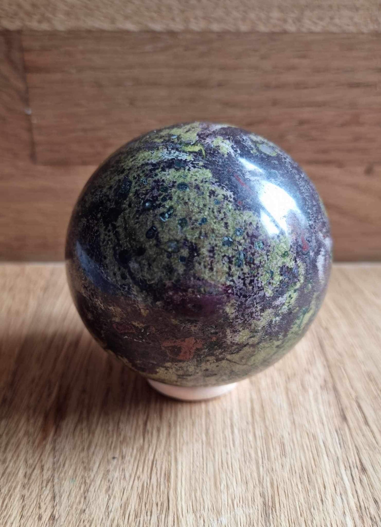 Dragon blood jasper sphere, 5.89cm