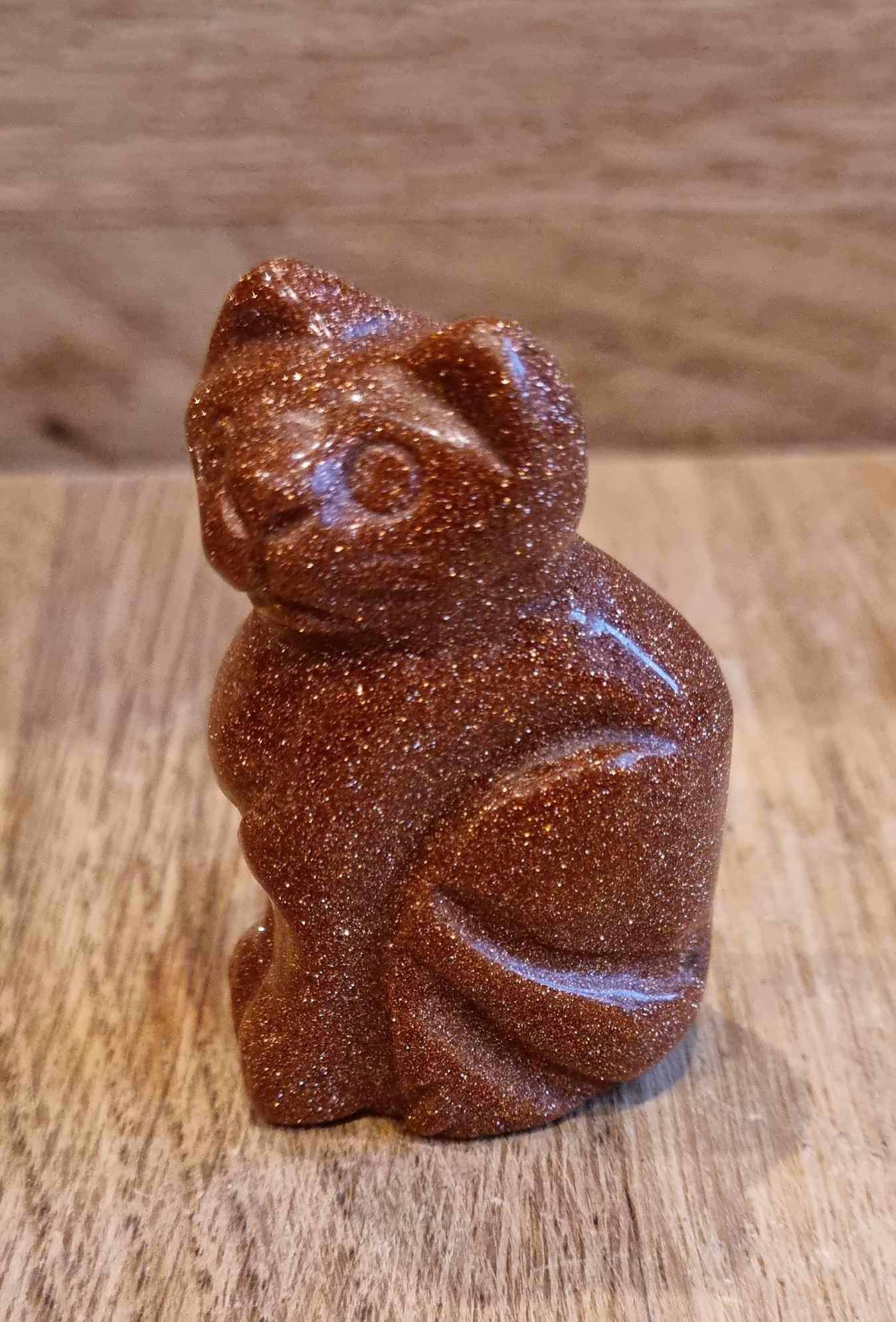 Gemstone cat, 5cm high