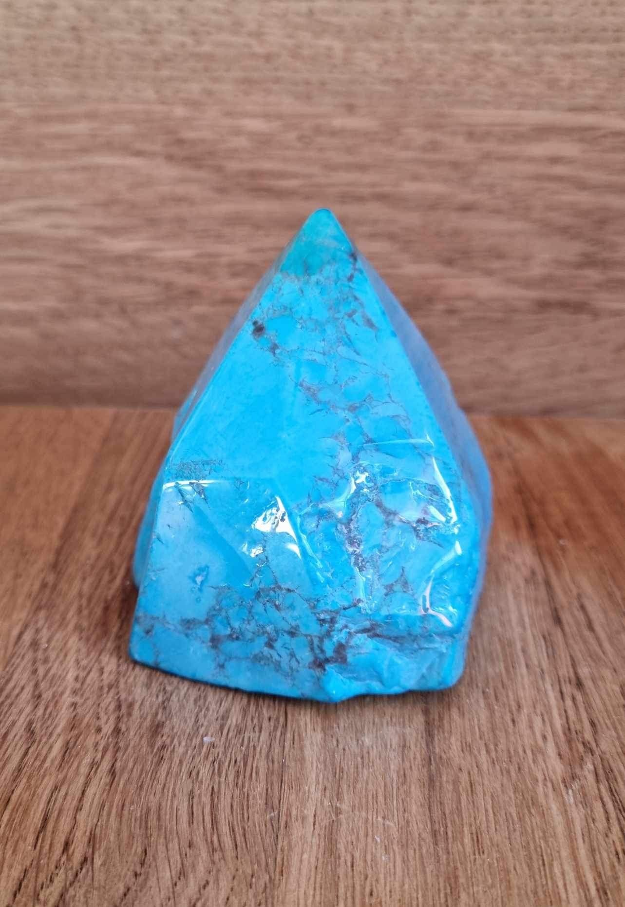 Blue howlite generator point