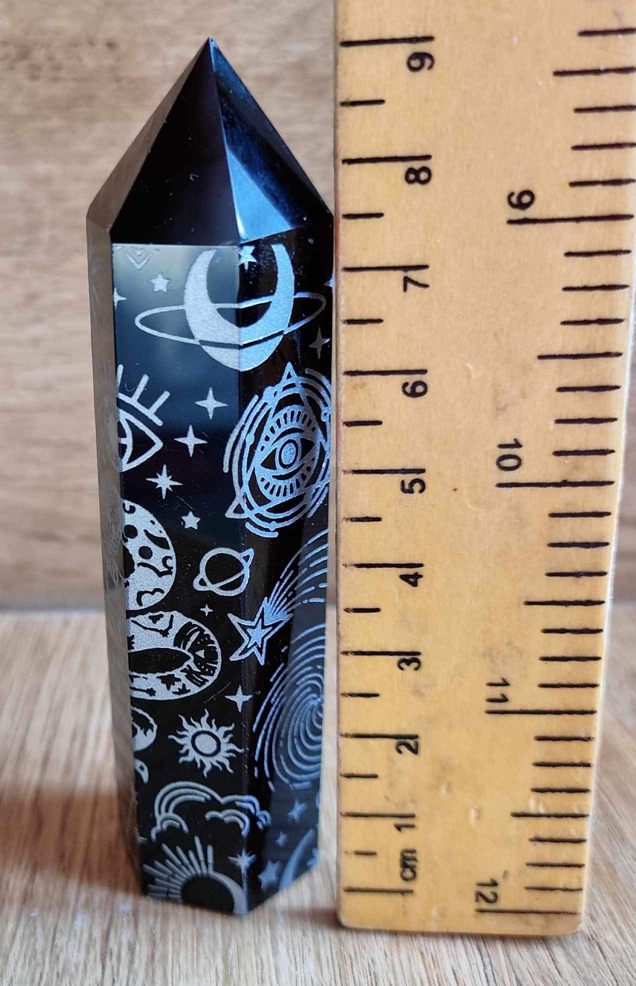 Patterned obsidian point