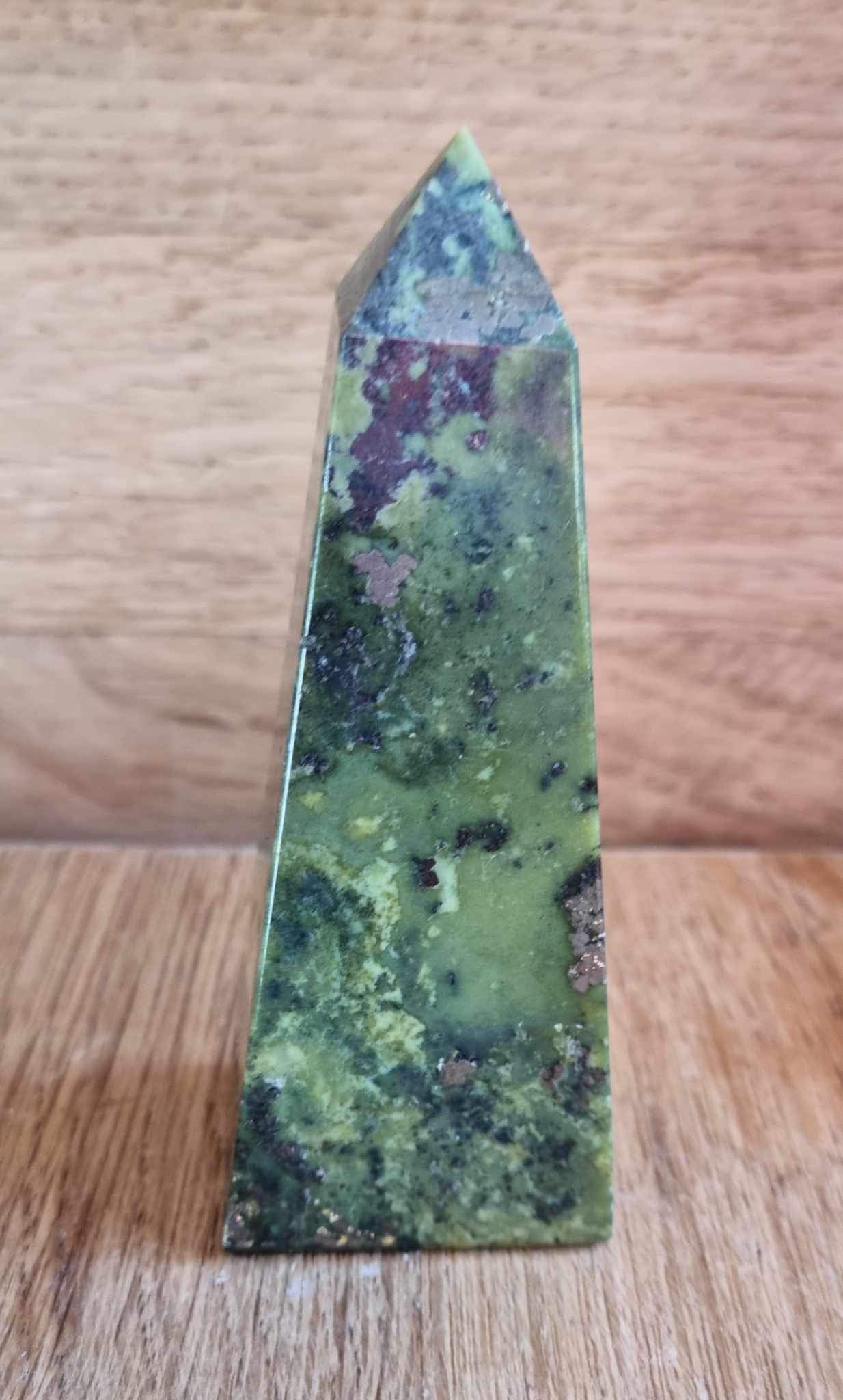 Serpentine and pyrite point, 7.5 cm