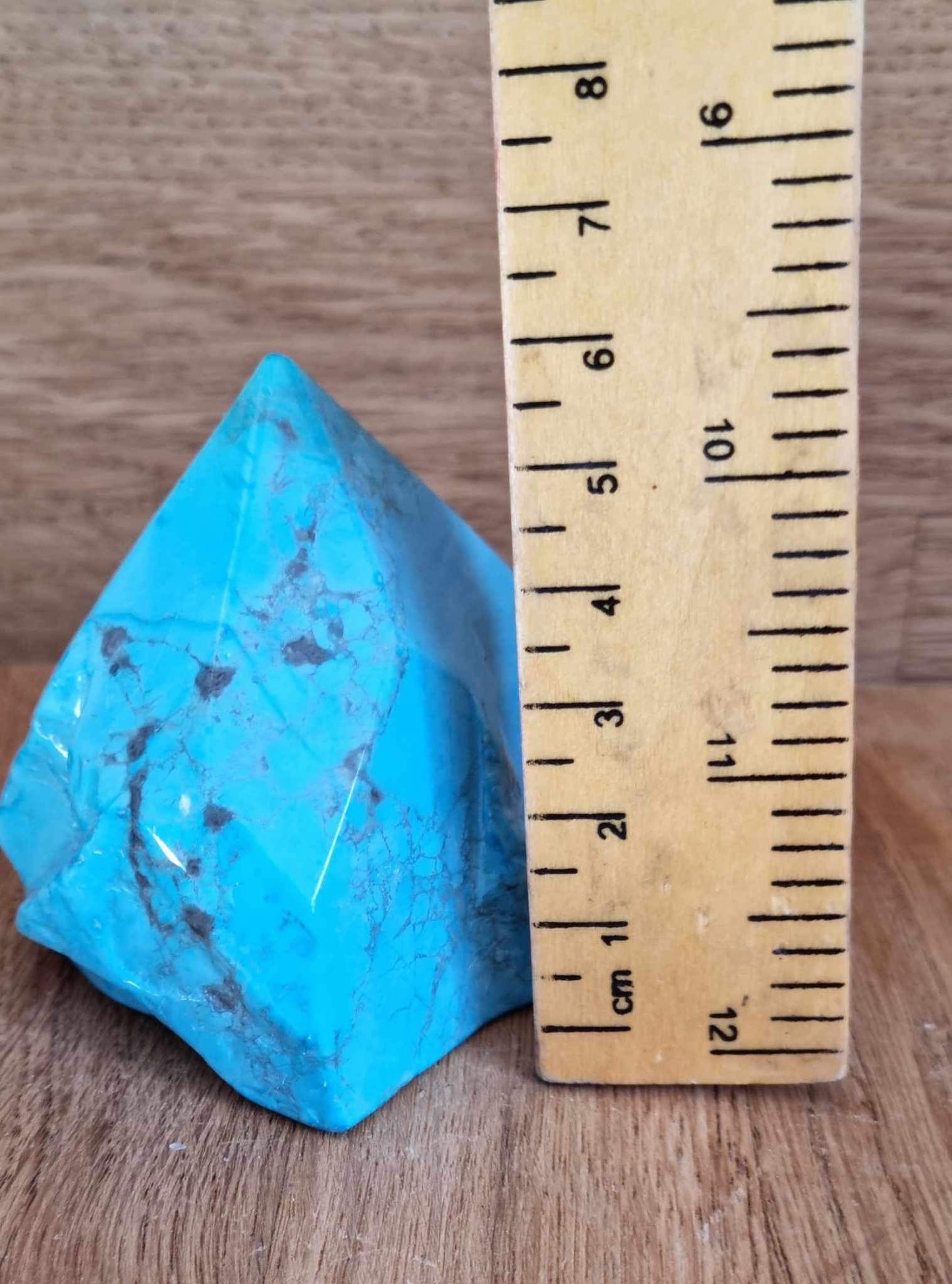 Blue howlite generator point