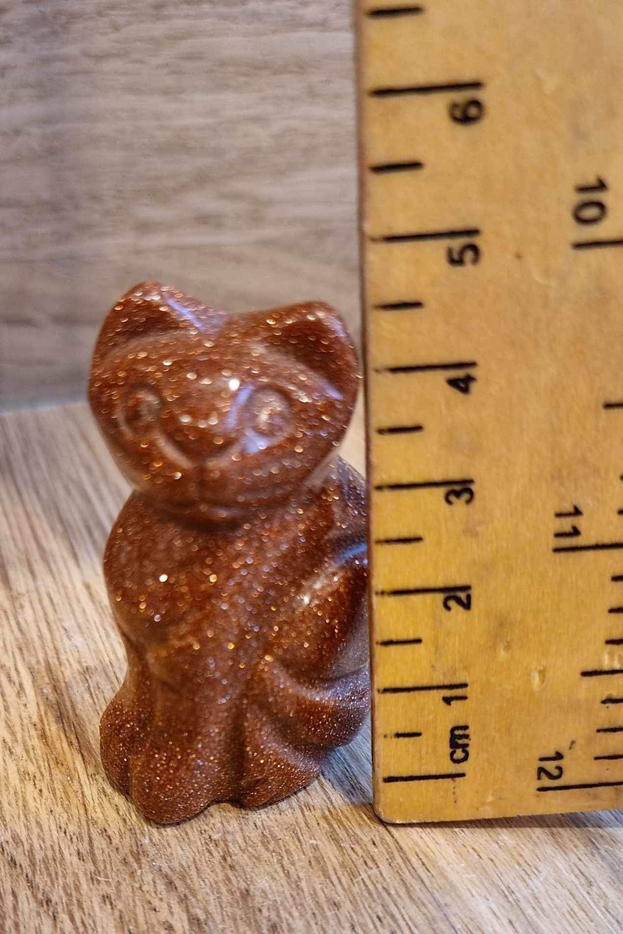 Gemstone cat, 5cm high