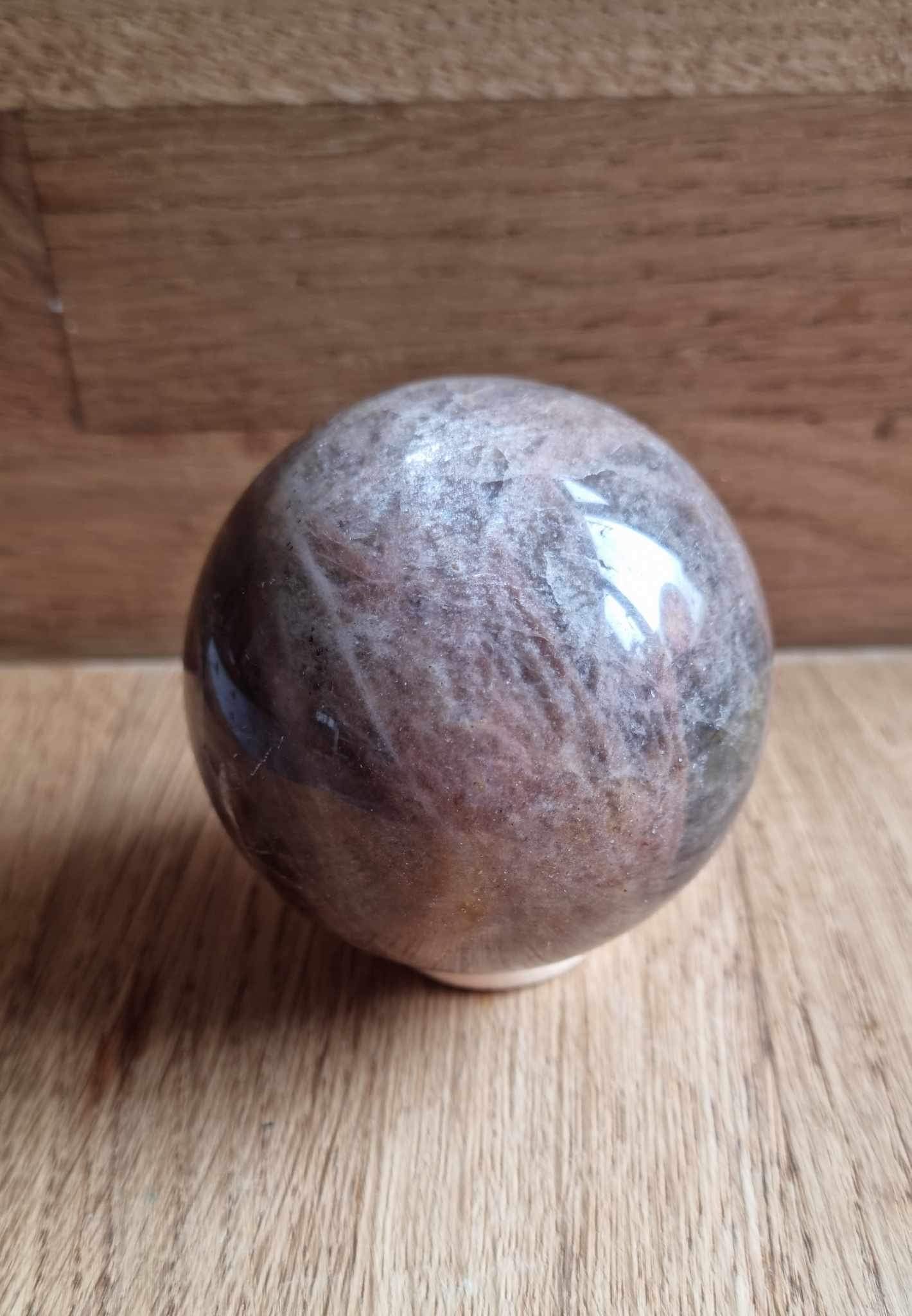 Black moonstone sphere, 5.83cm