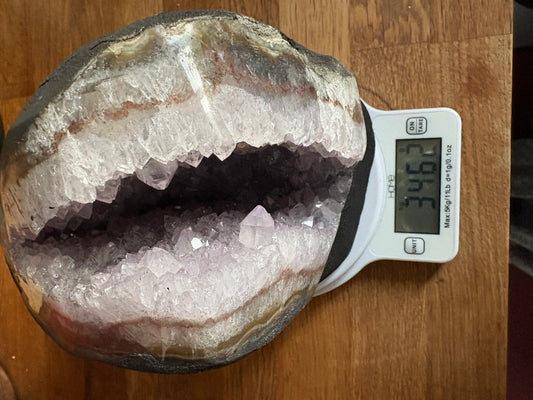 Amethyst geode, 3.46kg