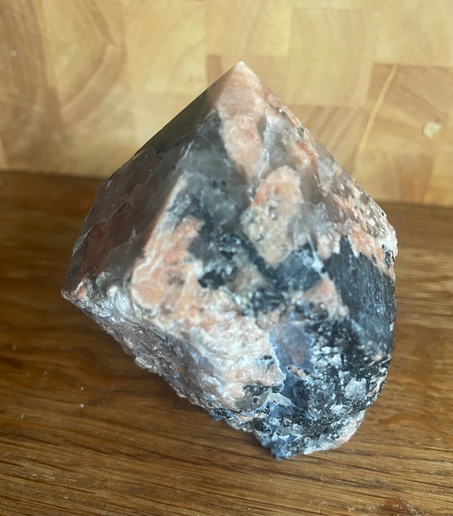 Tourmaline in feldspar with mica generator point