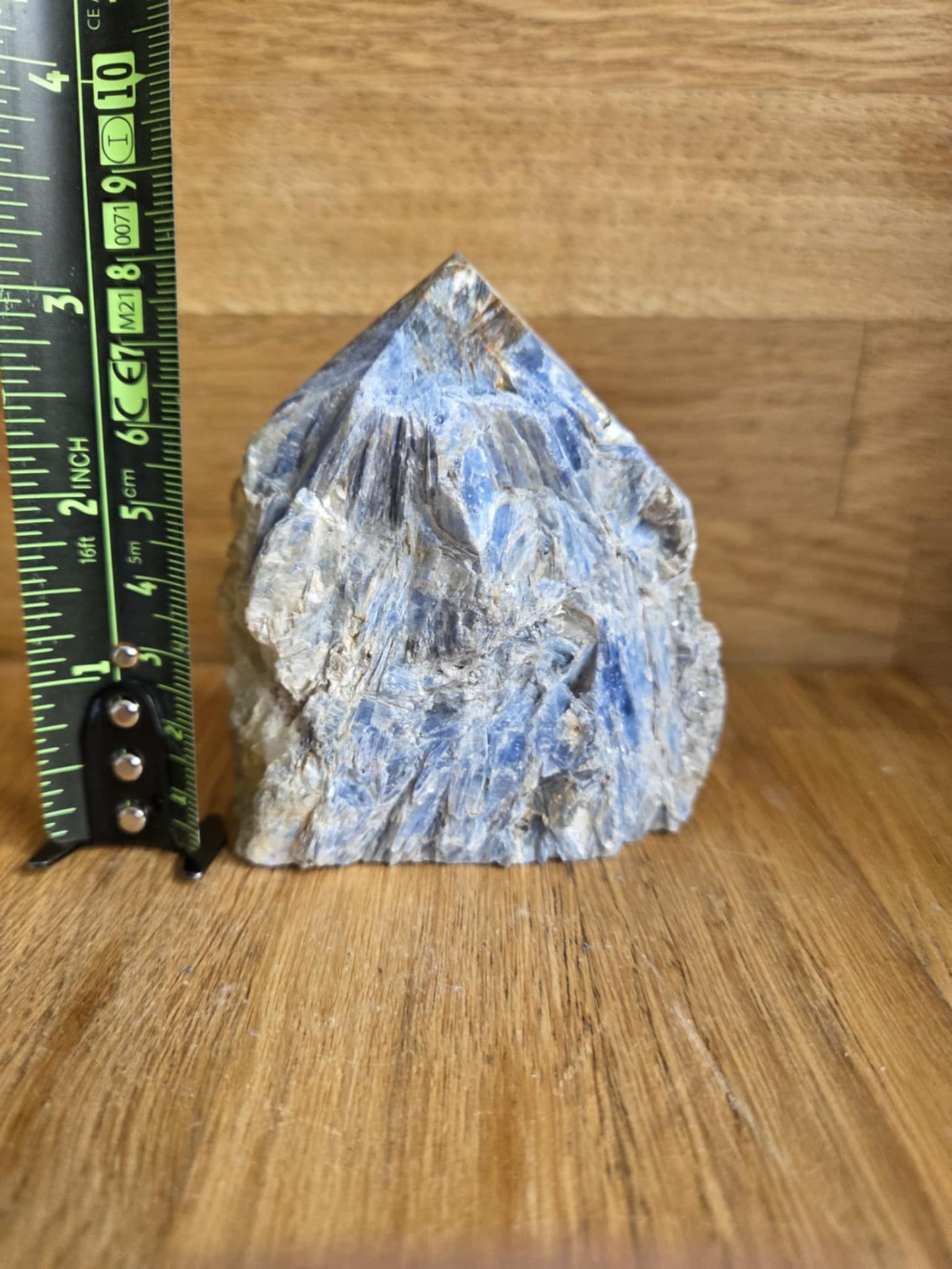 Kyanite generator point