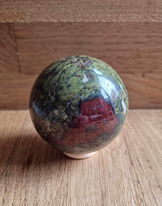 Dragon blood jasper sphere, 5.89cm