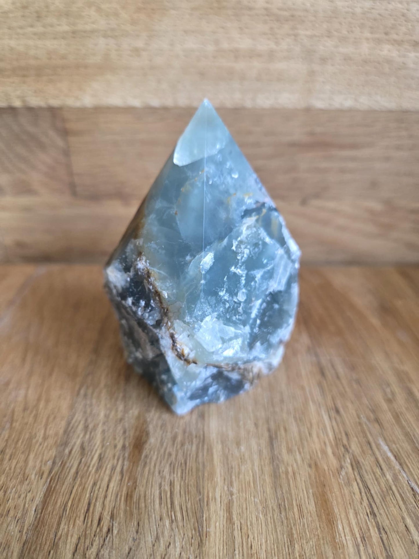 Fluorite generator point, 7 cm