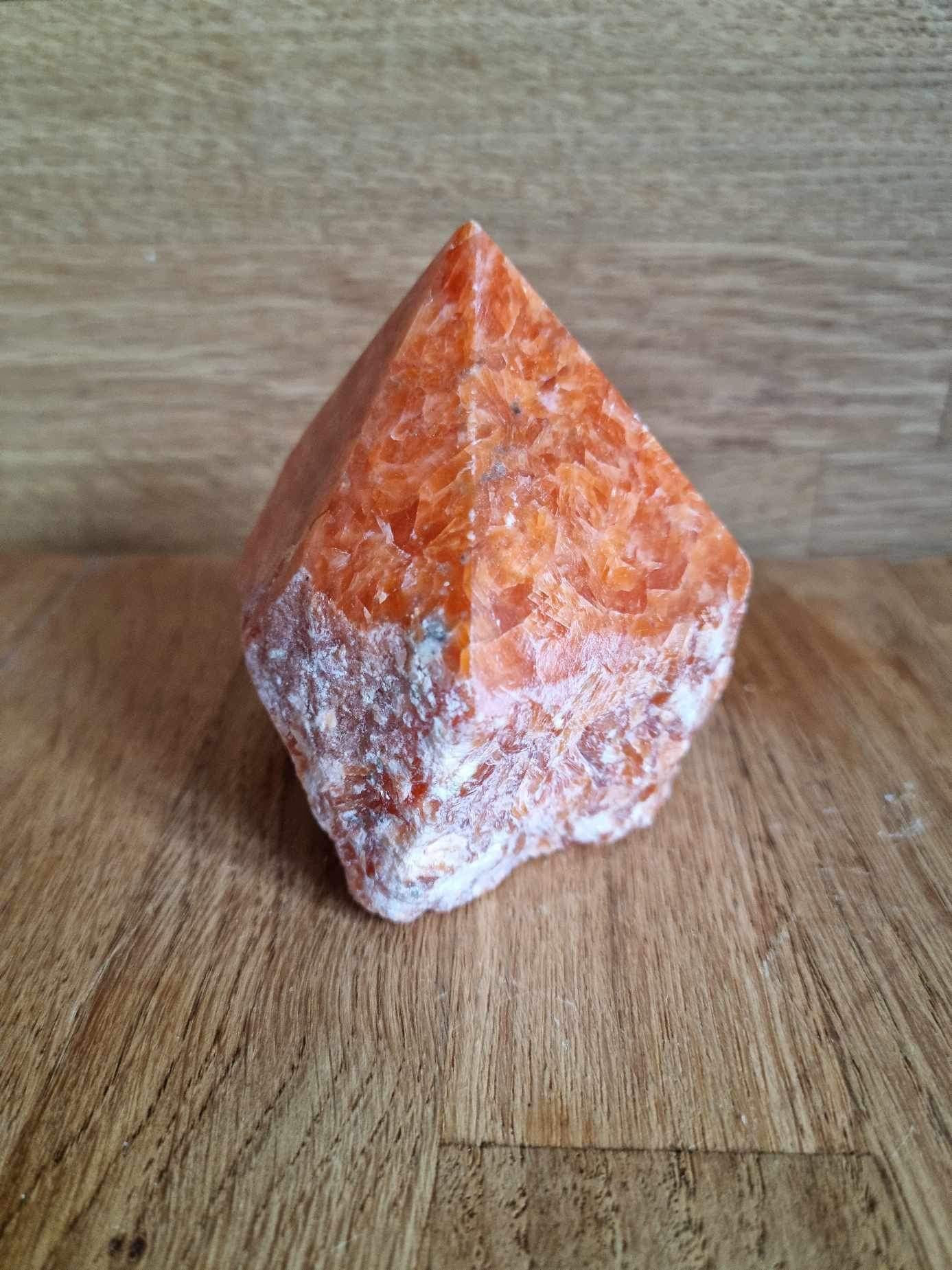 Sunstone generator point