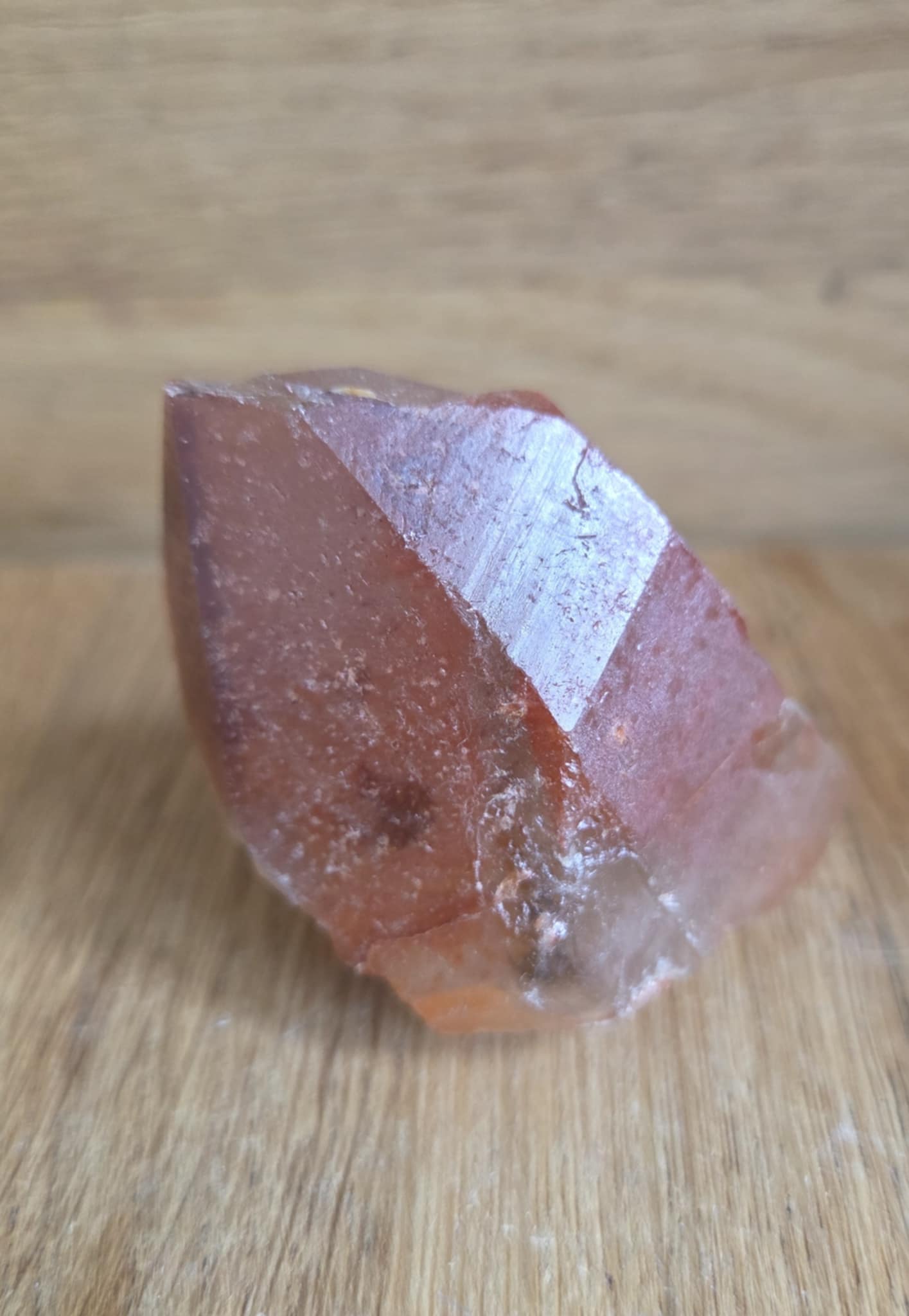 Tangerine quartz point