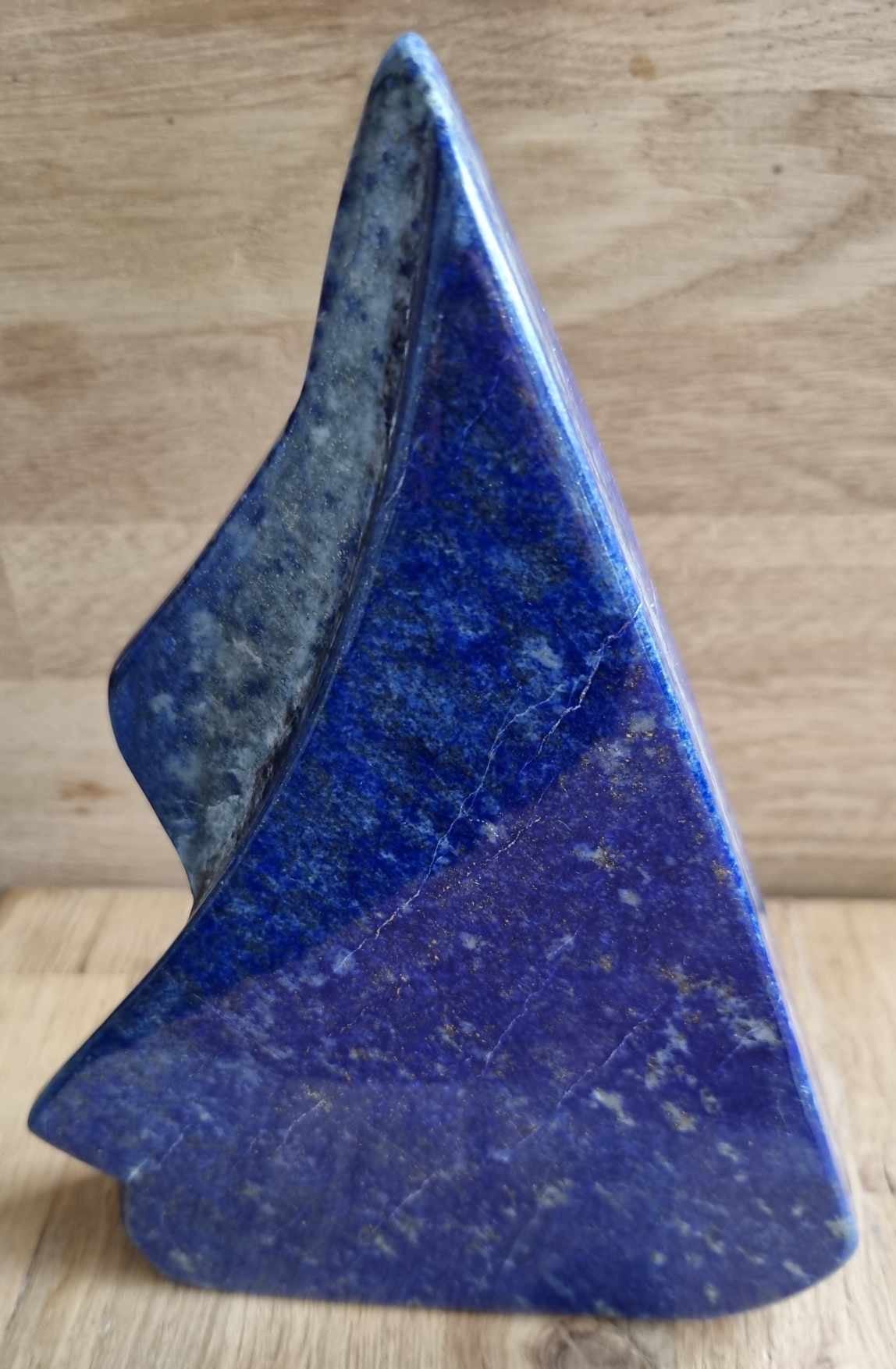 Lapis lazuli freeform