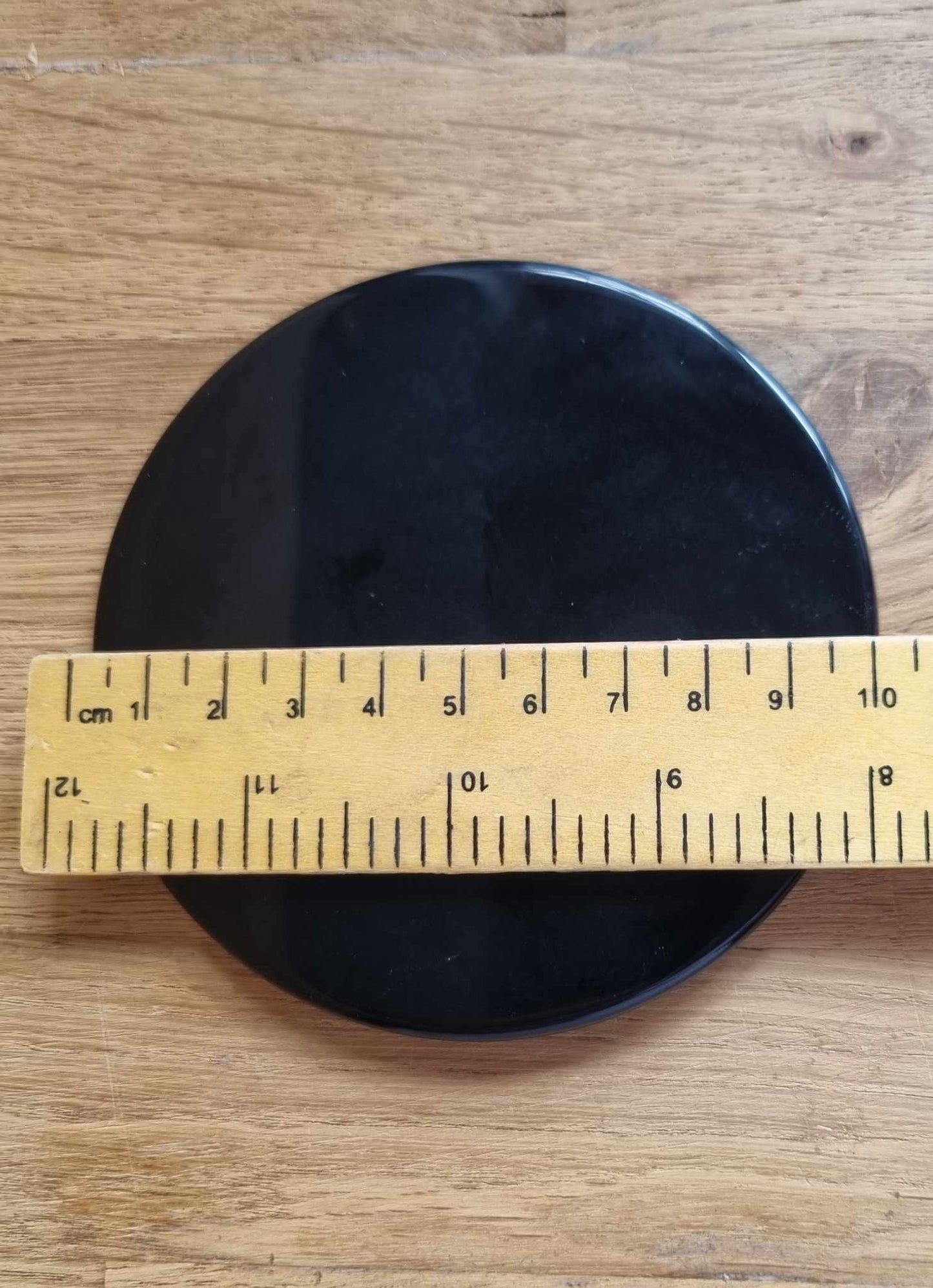 Obsidian scrying mirror