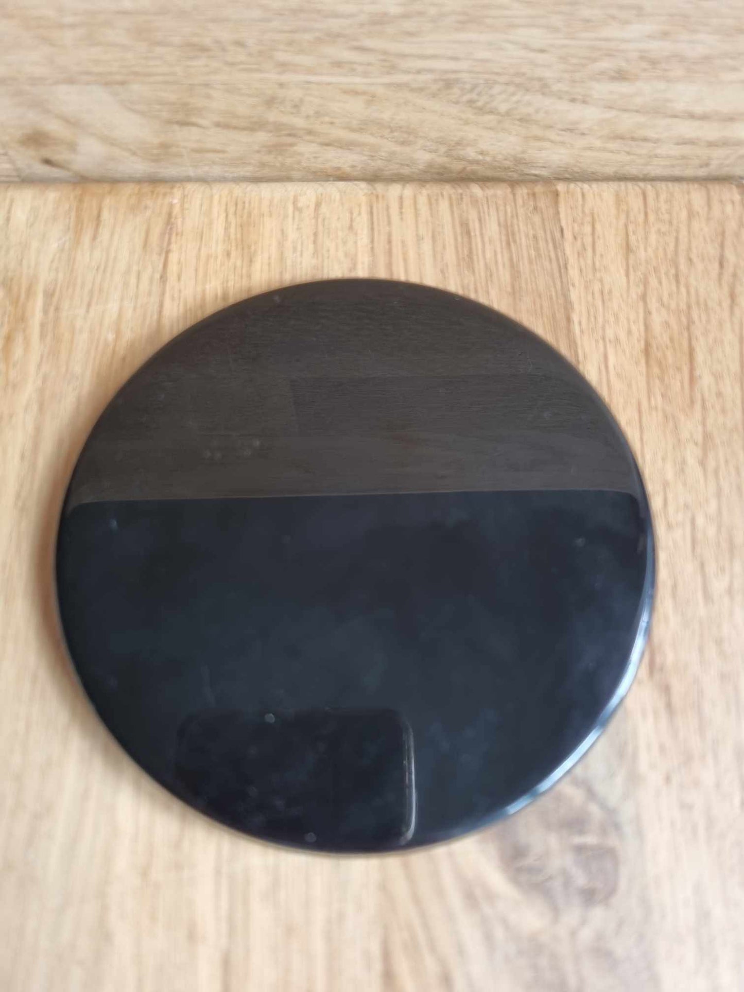 Obsidian scrying mirror