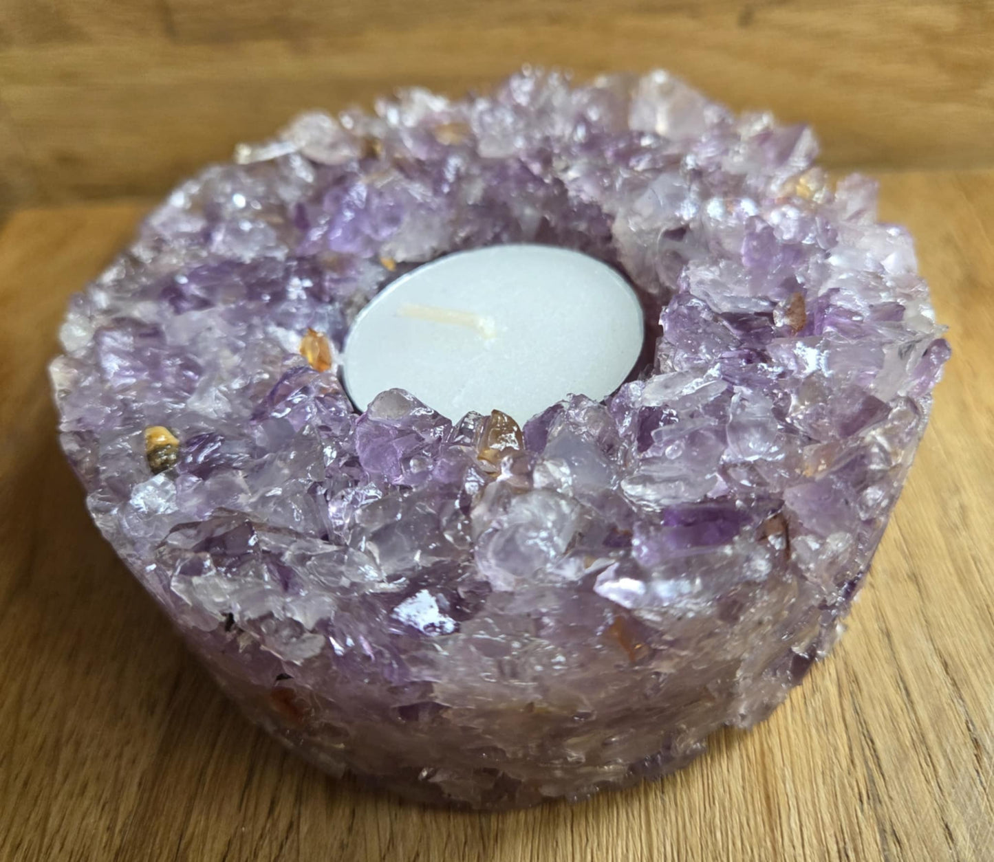 Gemstone chip tea light holder