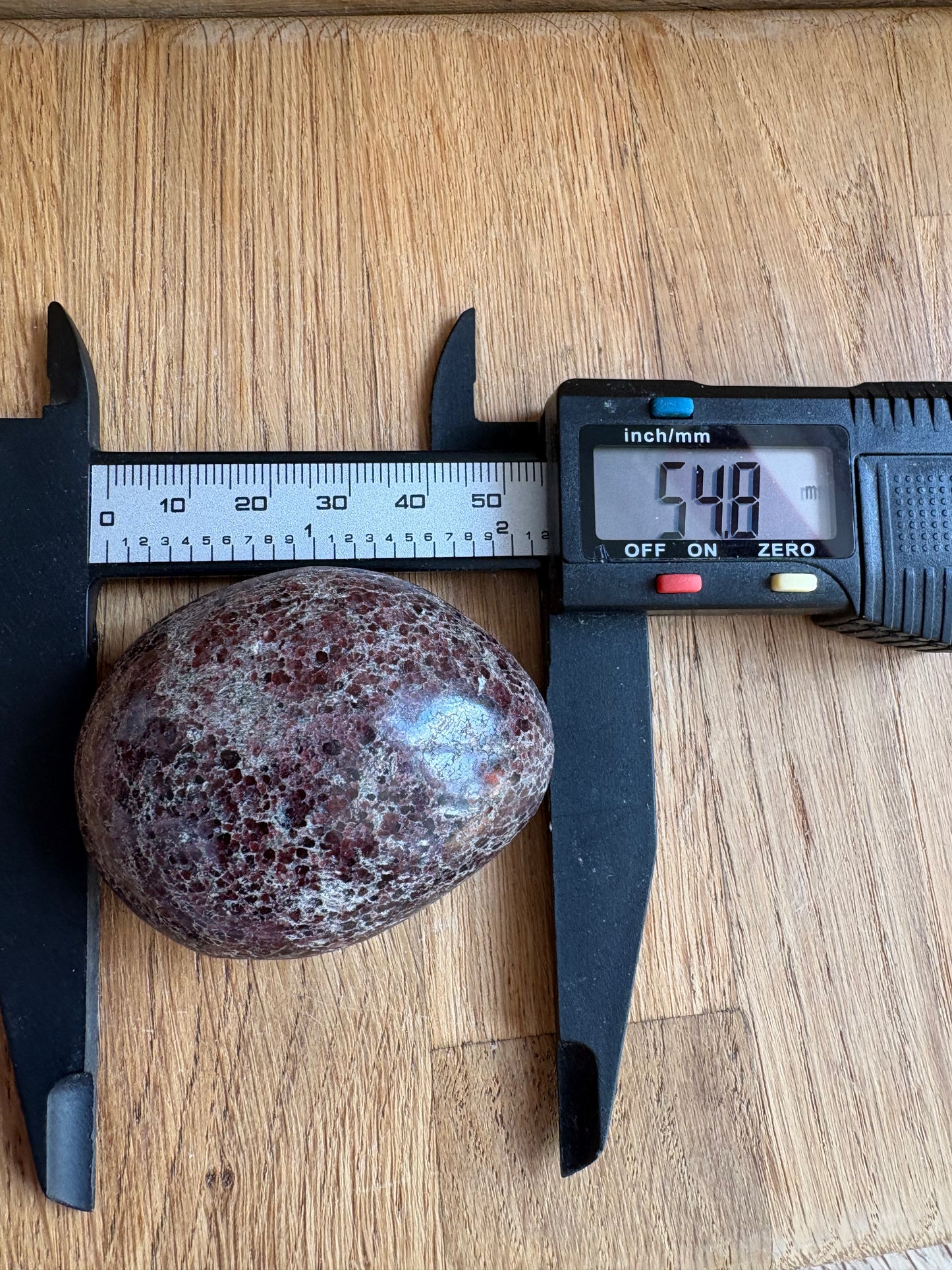 Garnet pebble
