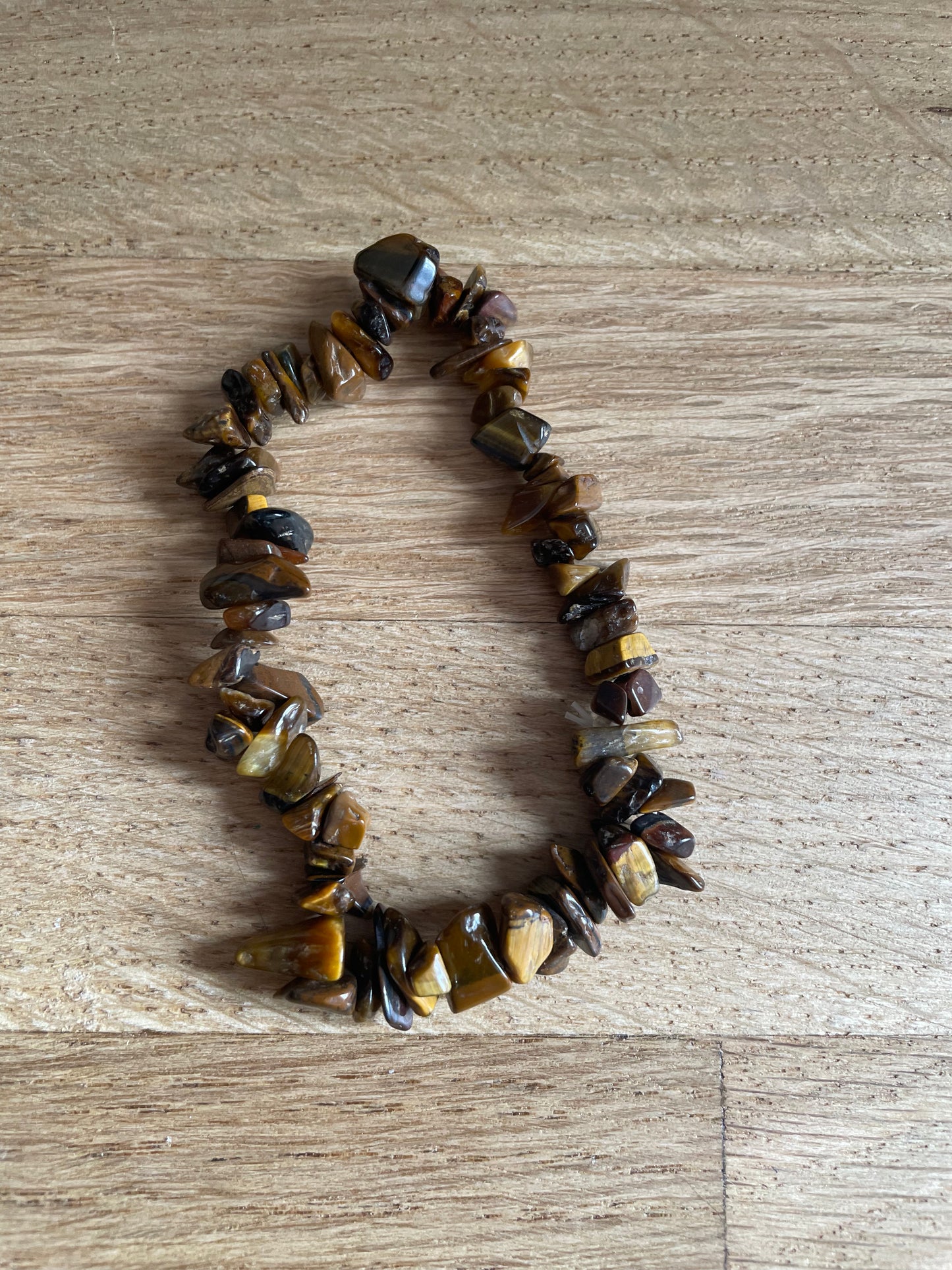 Tiger’s eye chip bracelet