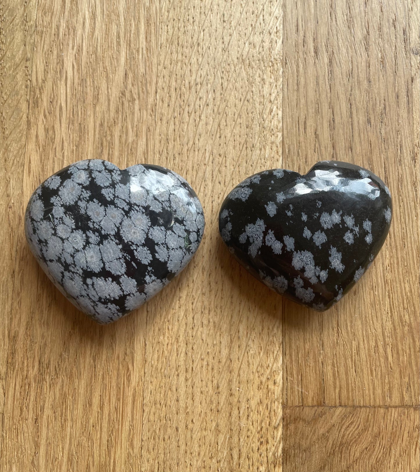 Snowflake obsidian heart