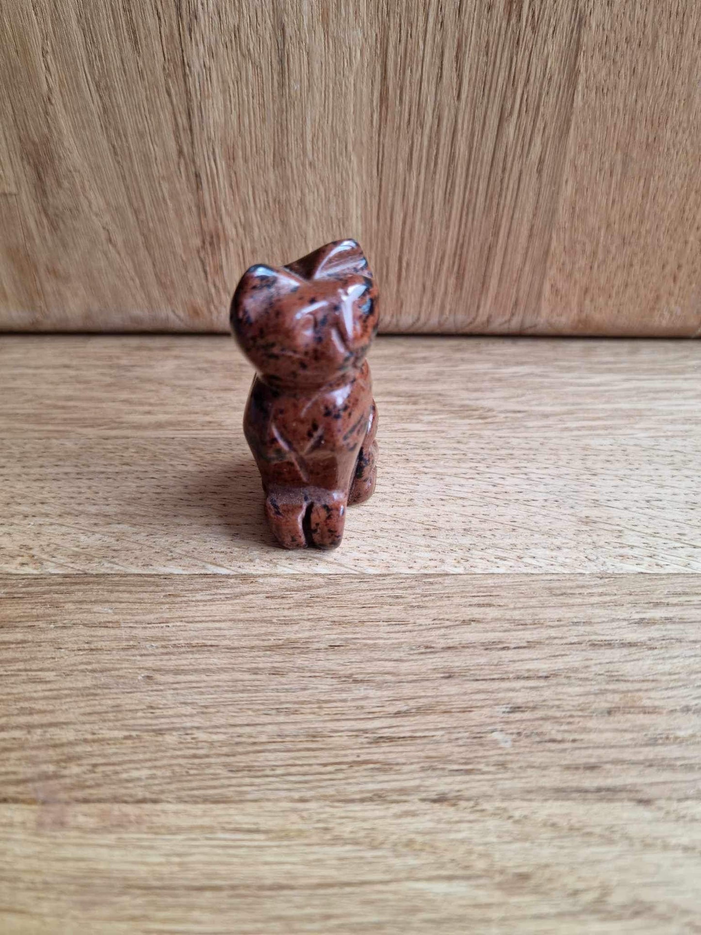 Gemstone cat, 5cm high