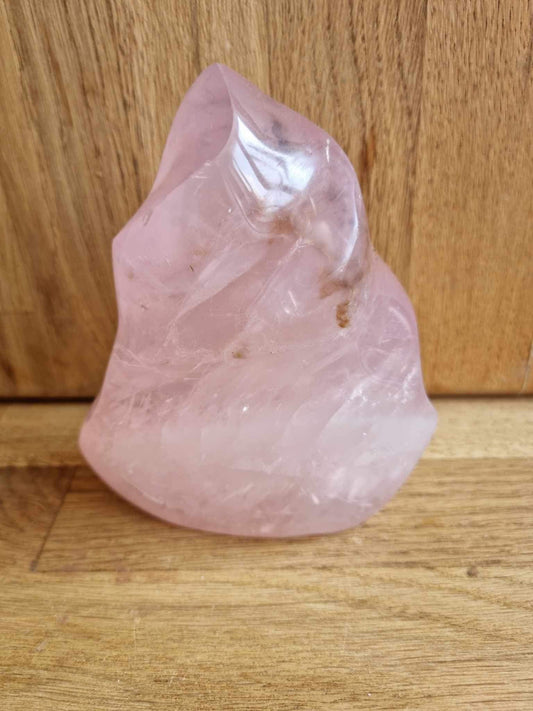 Rose quartz flame, 10.8cm high