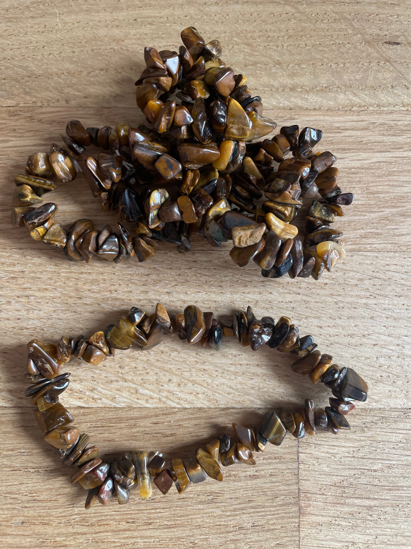 Tiger’s eye chip bracelet