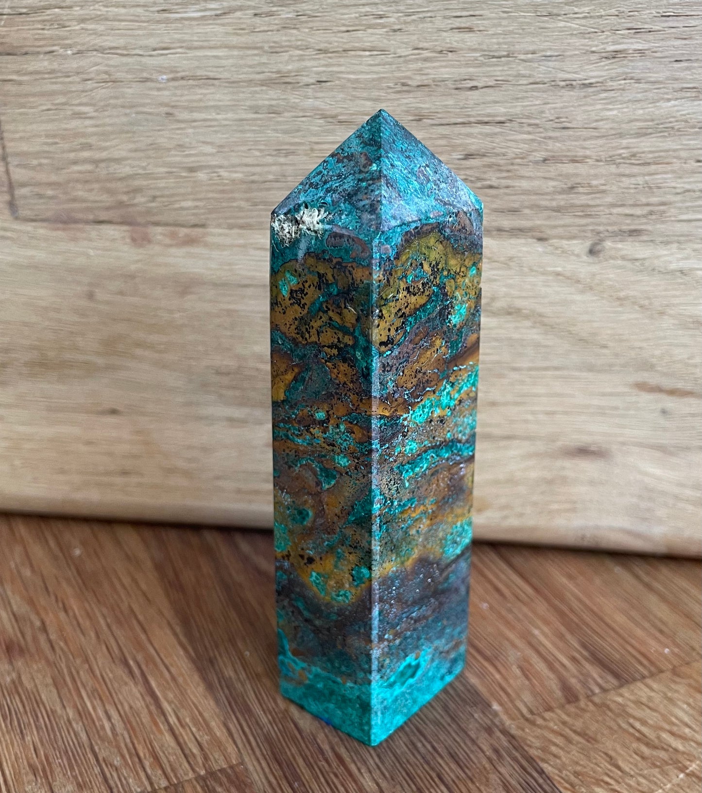 Chrysocolla point, 9.5cm