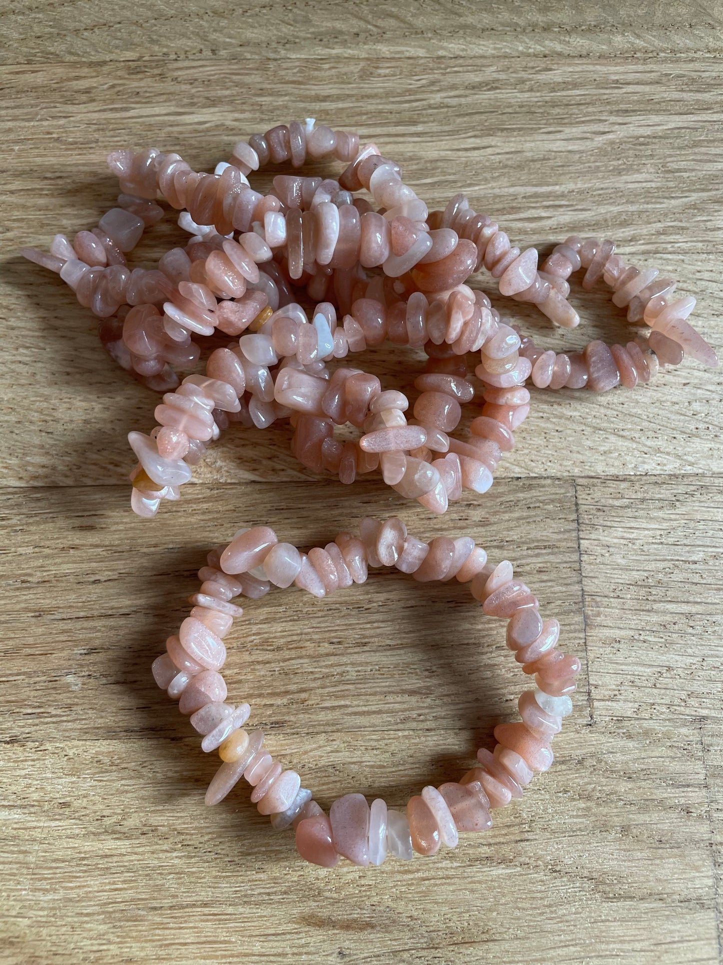 Sunstone chip bracelet