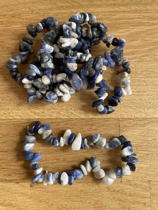 Sodalite chip bracelet