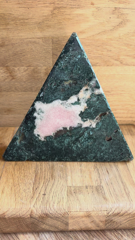 Pink amethyst & moss agate triangle