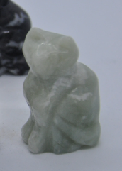 Gemstone cat, 5cm high