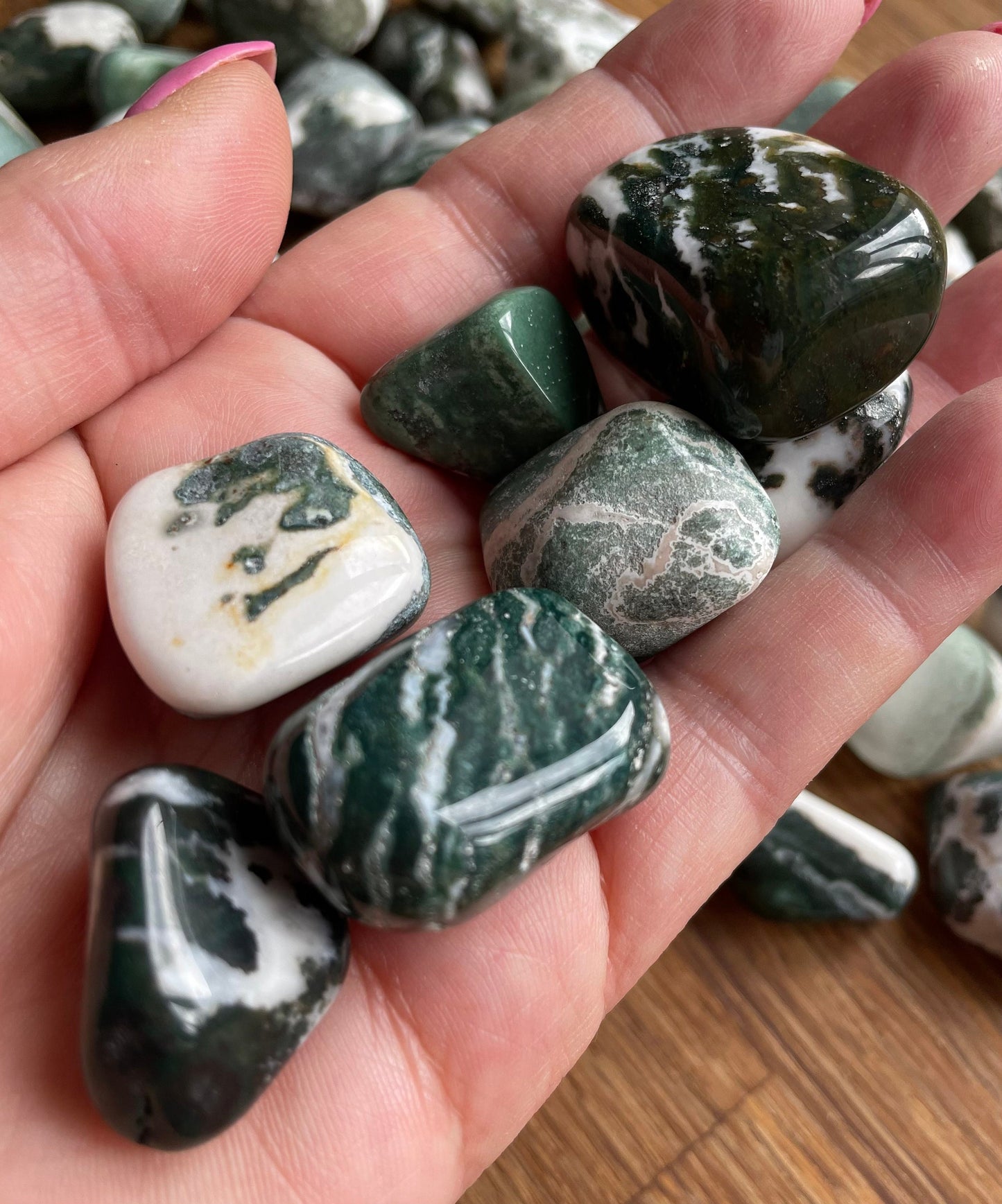 Green sardonyx tumble stone