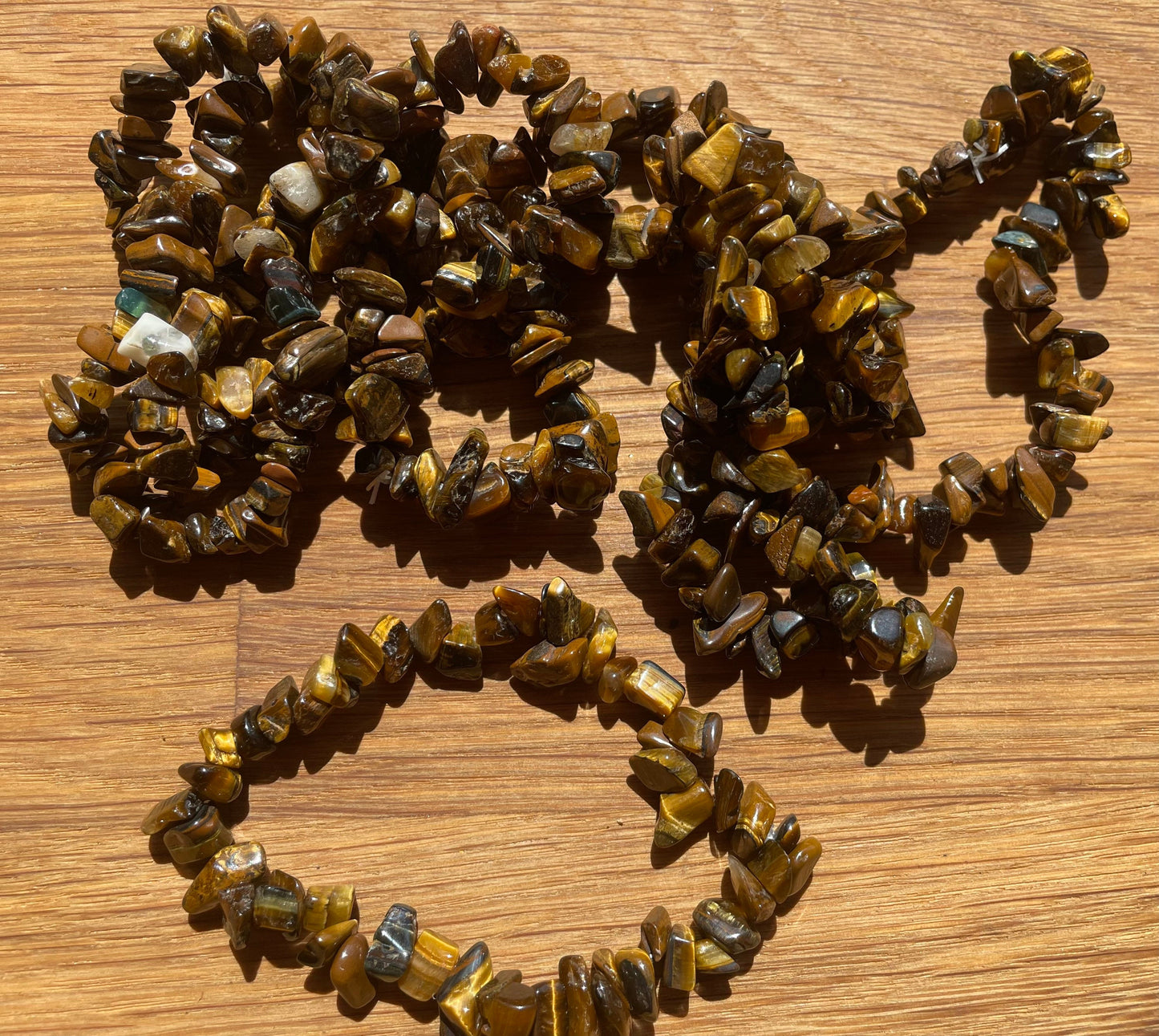 Tiger’s eye chip bracelet