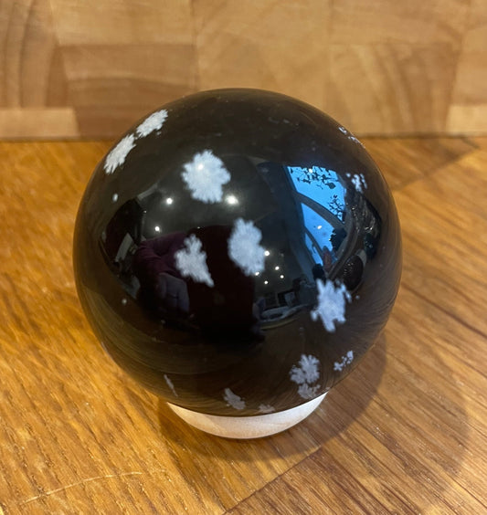 Snowflake obsidian sphere, 4.5cm