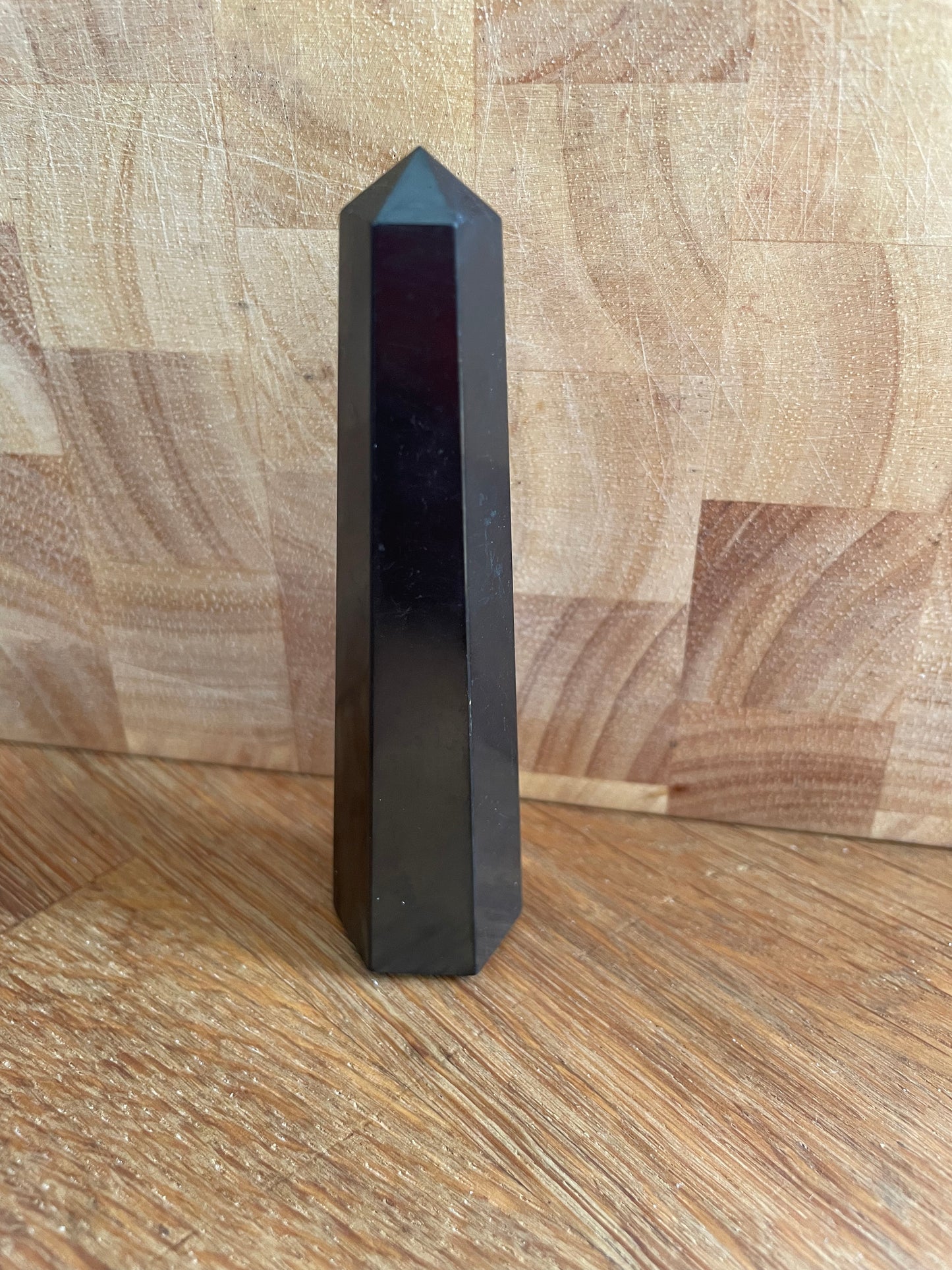 Shungite point