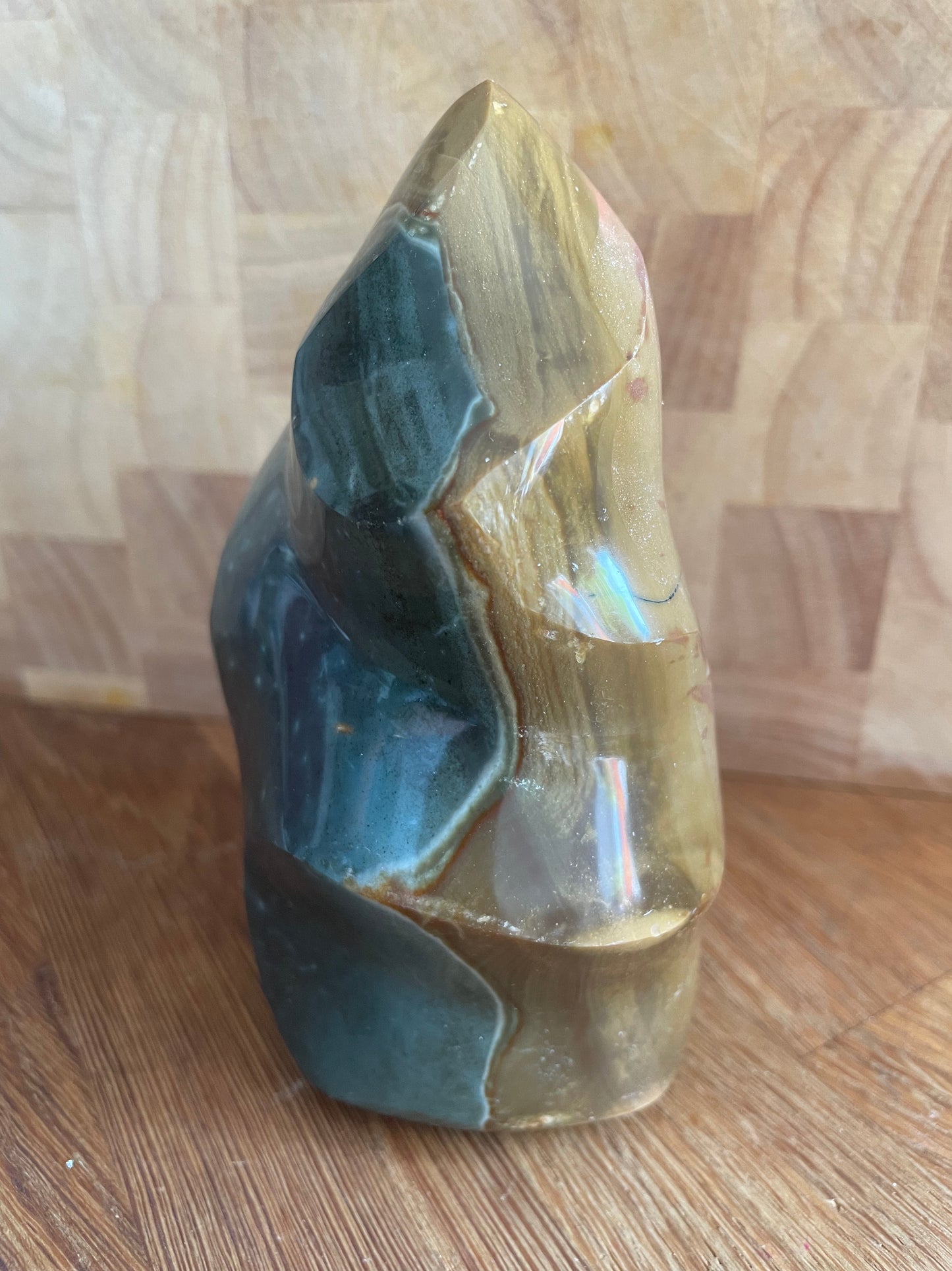 Polychrome jasper flame