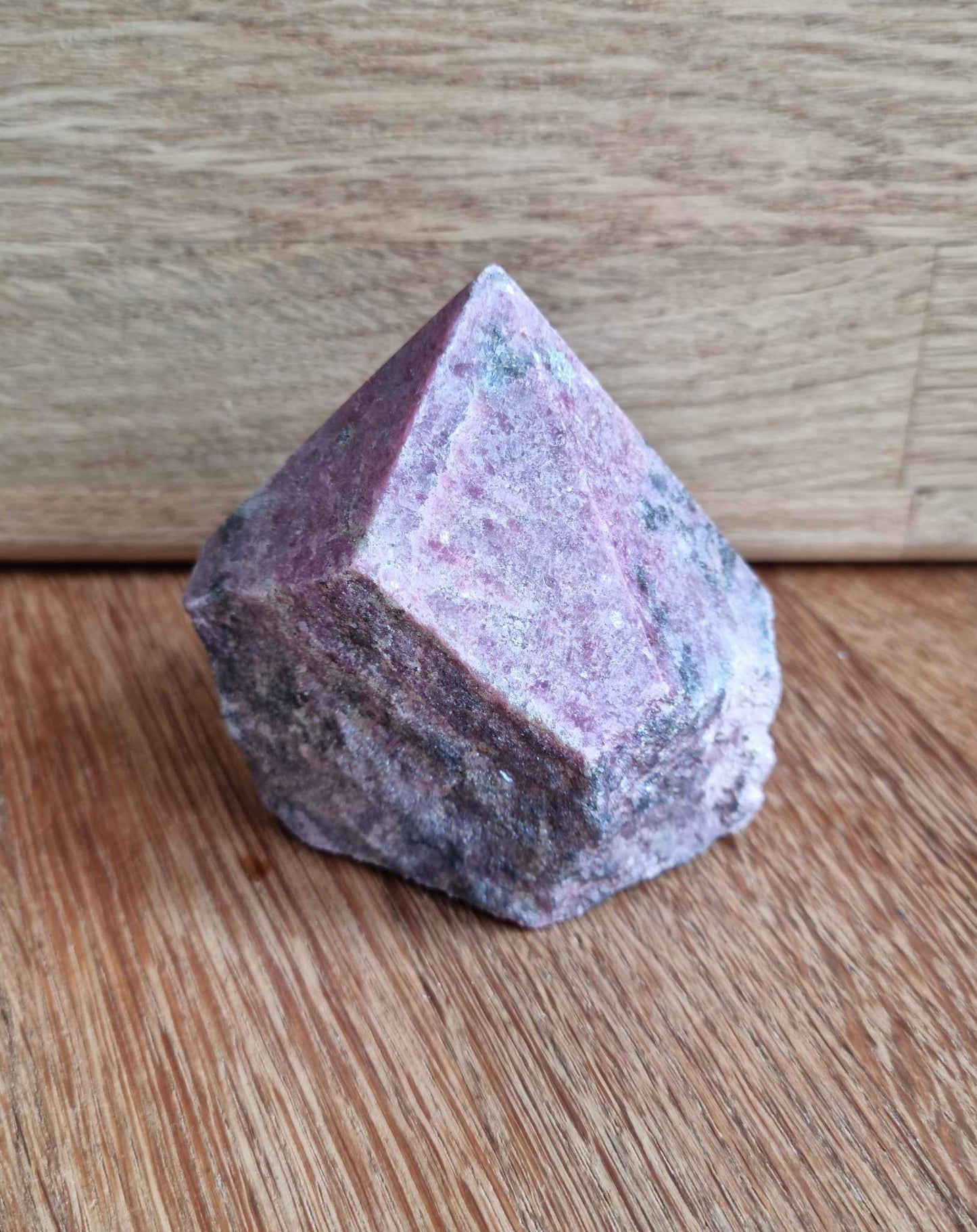 Rhodonite generator point