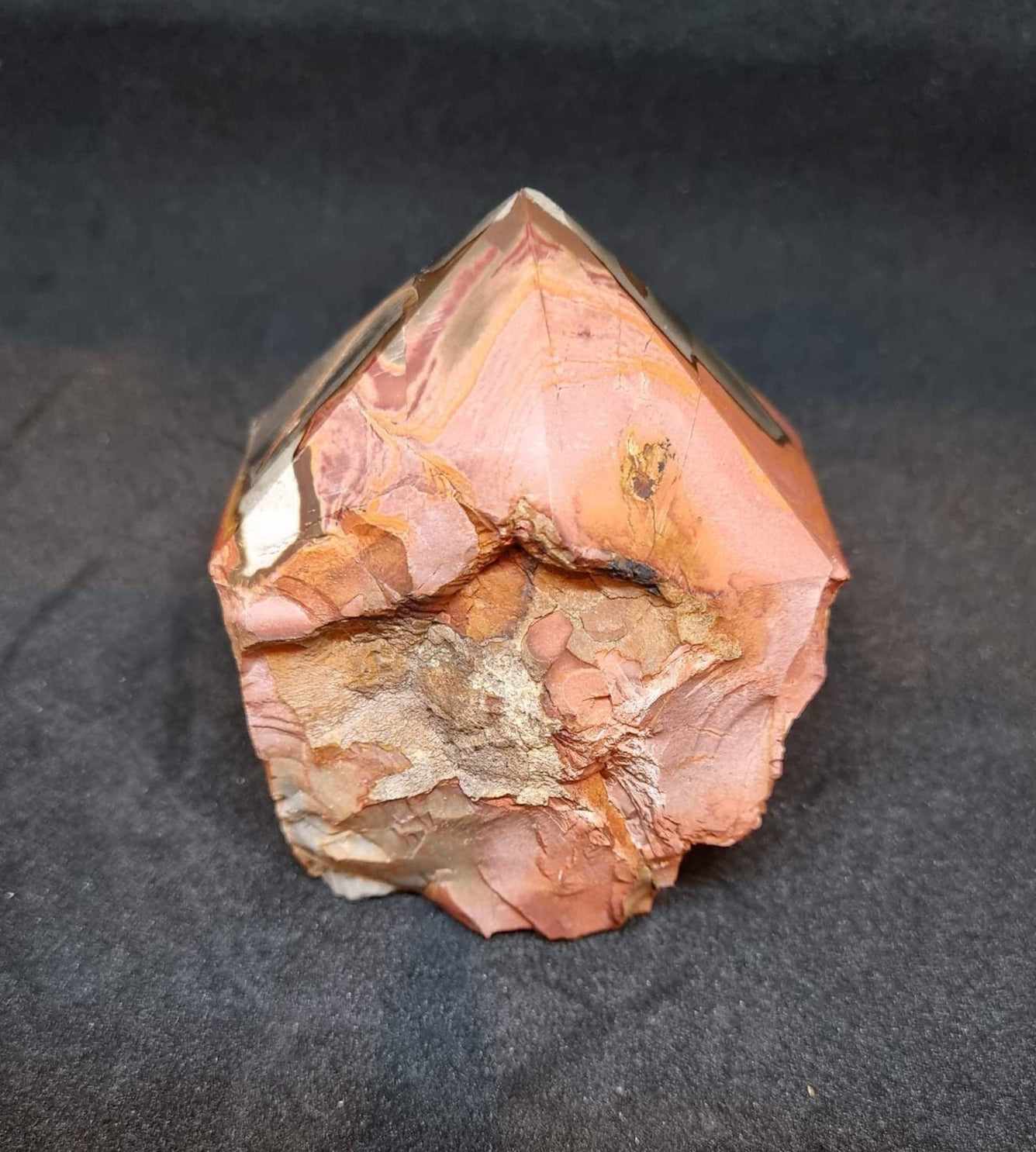 Polychrome jasper generator point