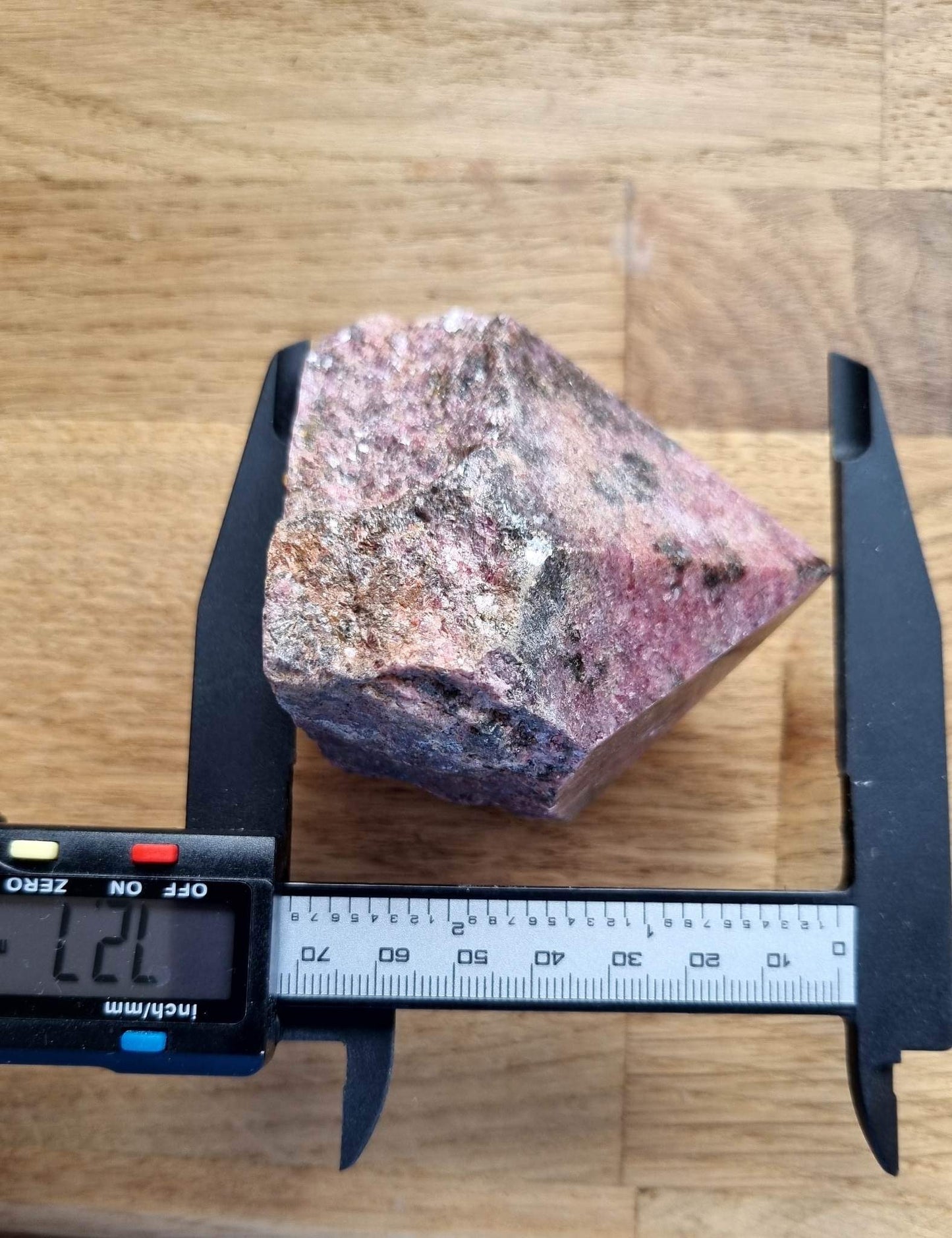 Rhodonite generator point