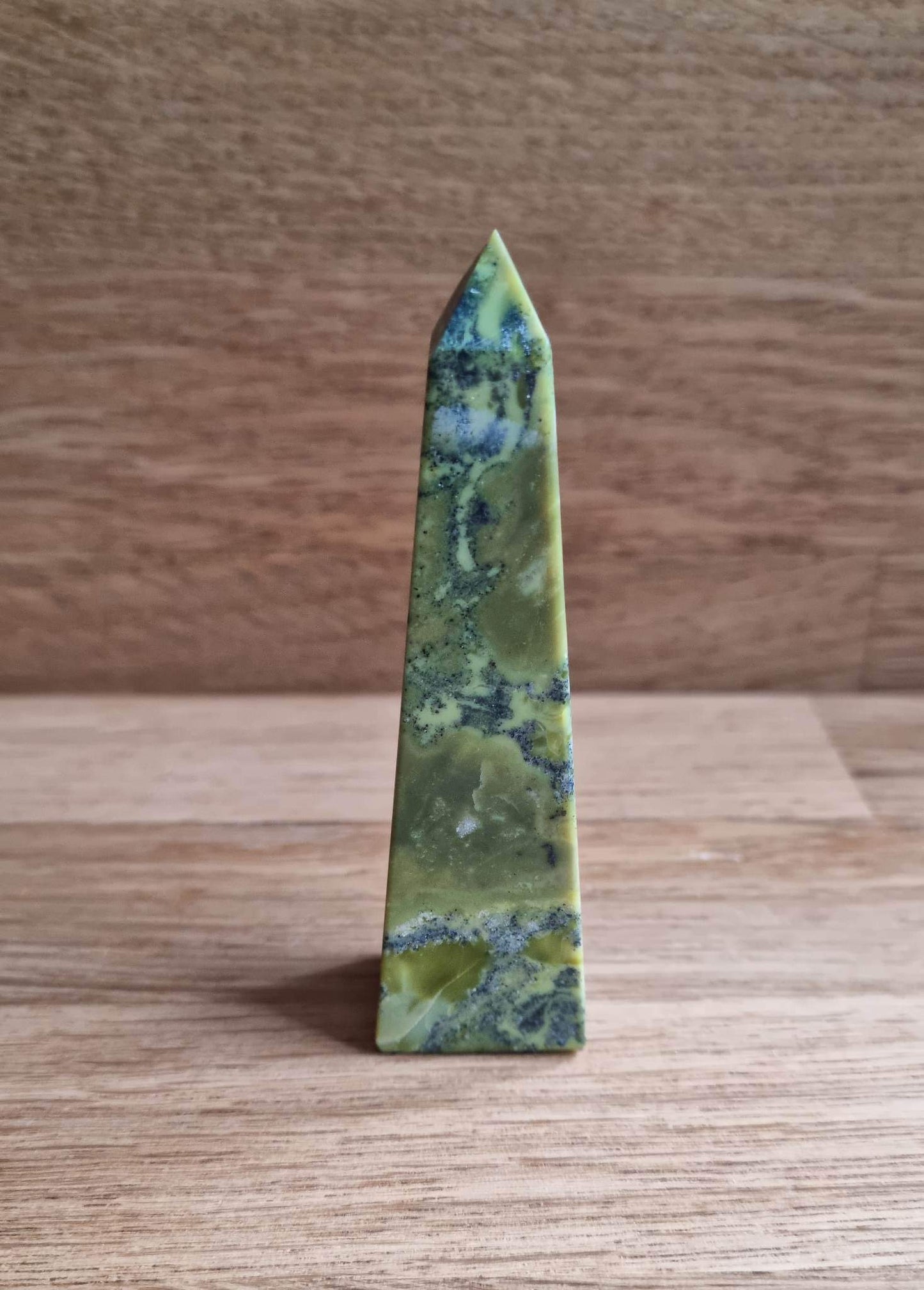 Serpentine with pyrite point