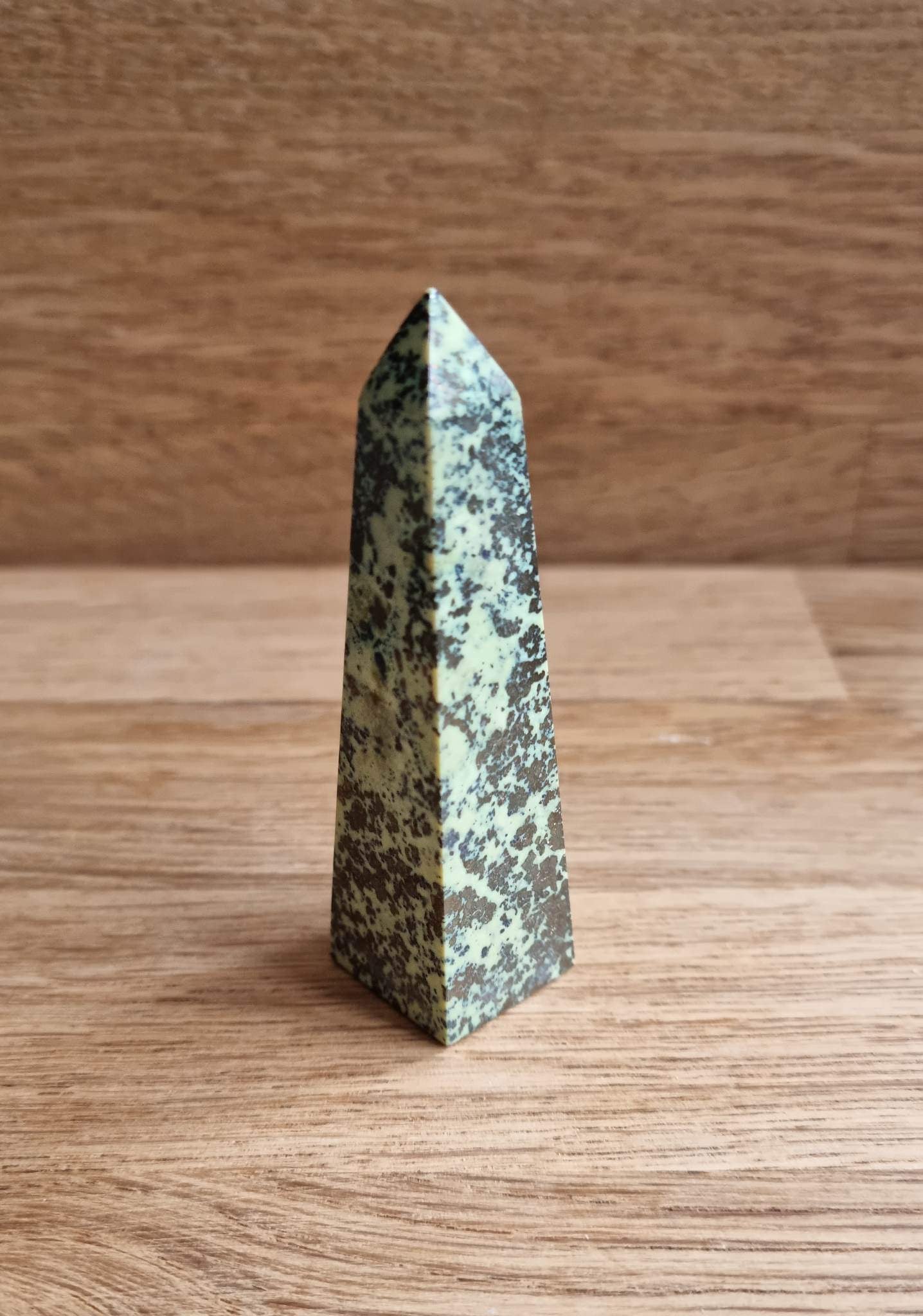 Serpentine with pyrite point