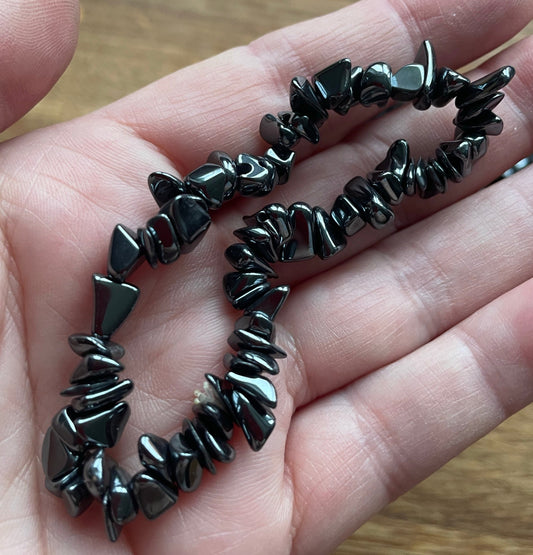 Hematite chip bracelet