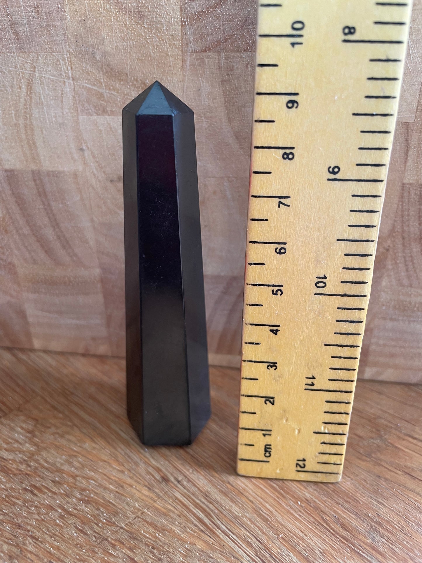 Shungite point